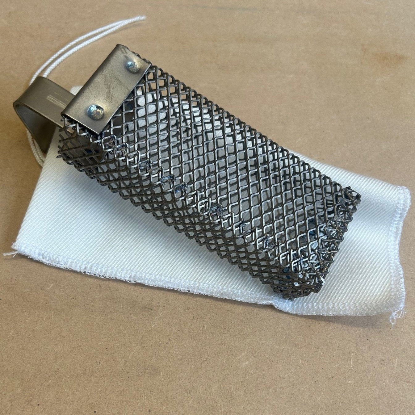 Titanium Cage & FREE Anode Bag